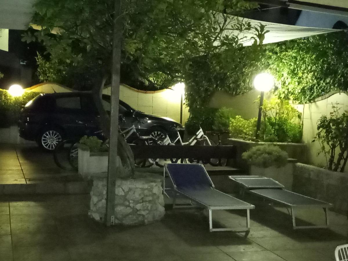 Casa Vacanze Mare Gargano Rodi Garganico Esterno foto